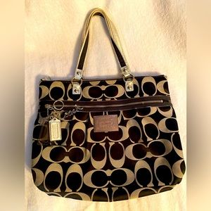 COACH - Black & Gold